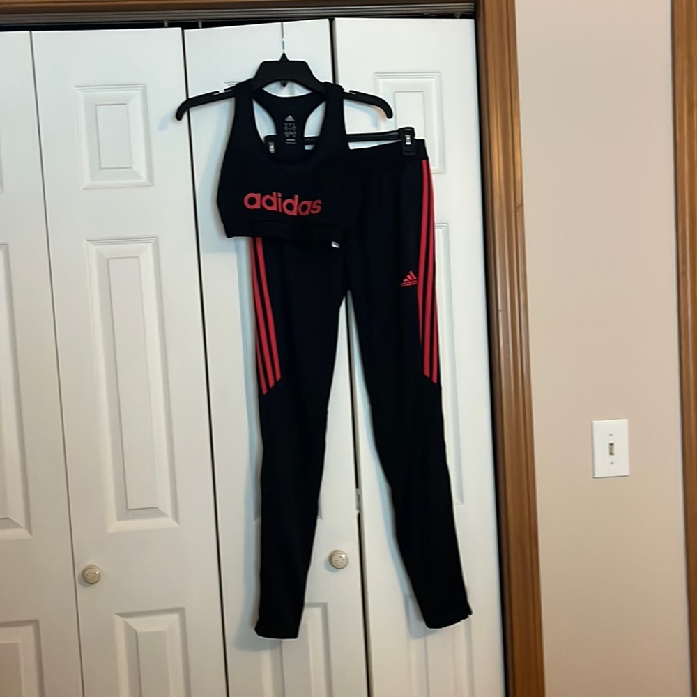 MATCHING ADIDAS SPORTS BRA AND JOGGERS